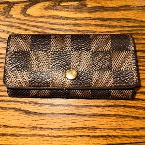 Louis Vuitton Damier Ebene 4 key wallet/holder